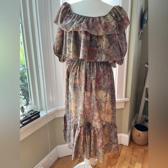 Wild Honey | Dresses | Wild Honey California Floral Prairie Midi Off The Shoulder Ruffle Dress Size 9 | Poshmark Wild Honey | Dresses | Wild Honey California Floral Prairie Midi Off The Shoulder Ruffle Dress Size 9 | Poshmark